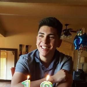 Meet your Posher, Manuel